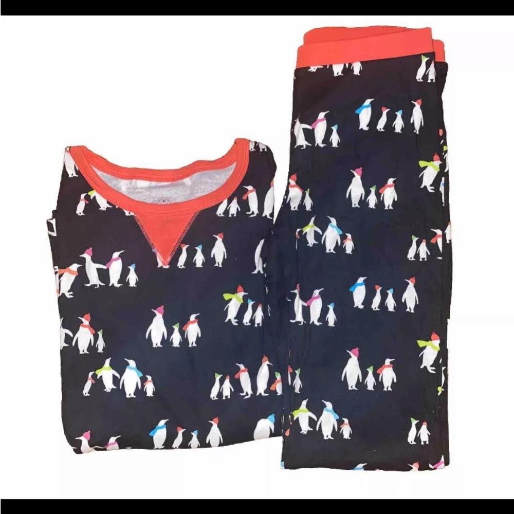 Women’s (S)  Wondershop Multicolor-Penguin Theme 2 Piece Pajamas. NWOT.